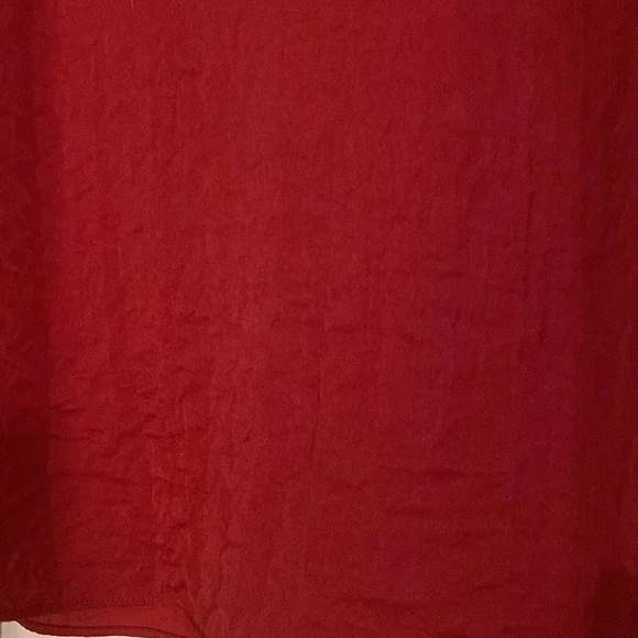 Red 1 state satin-y red long sleeve top size medium - Picture 4 of 7